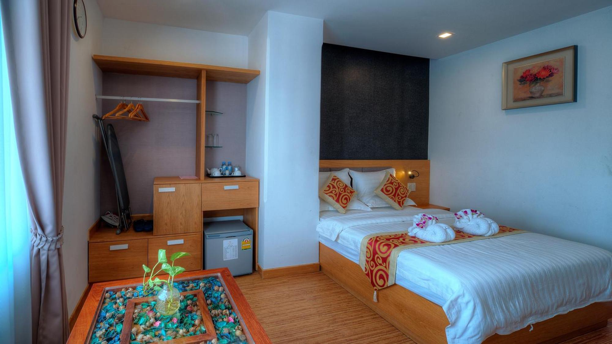 Orussey One & 4* Phnom Penh