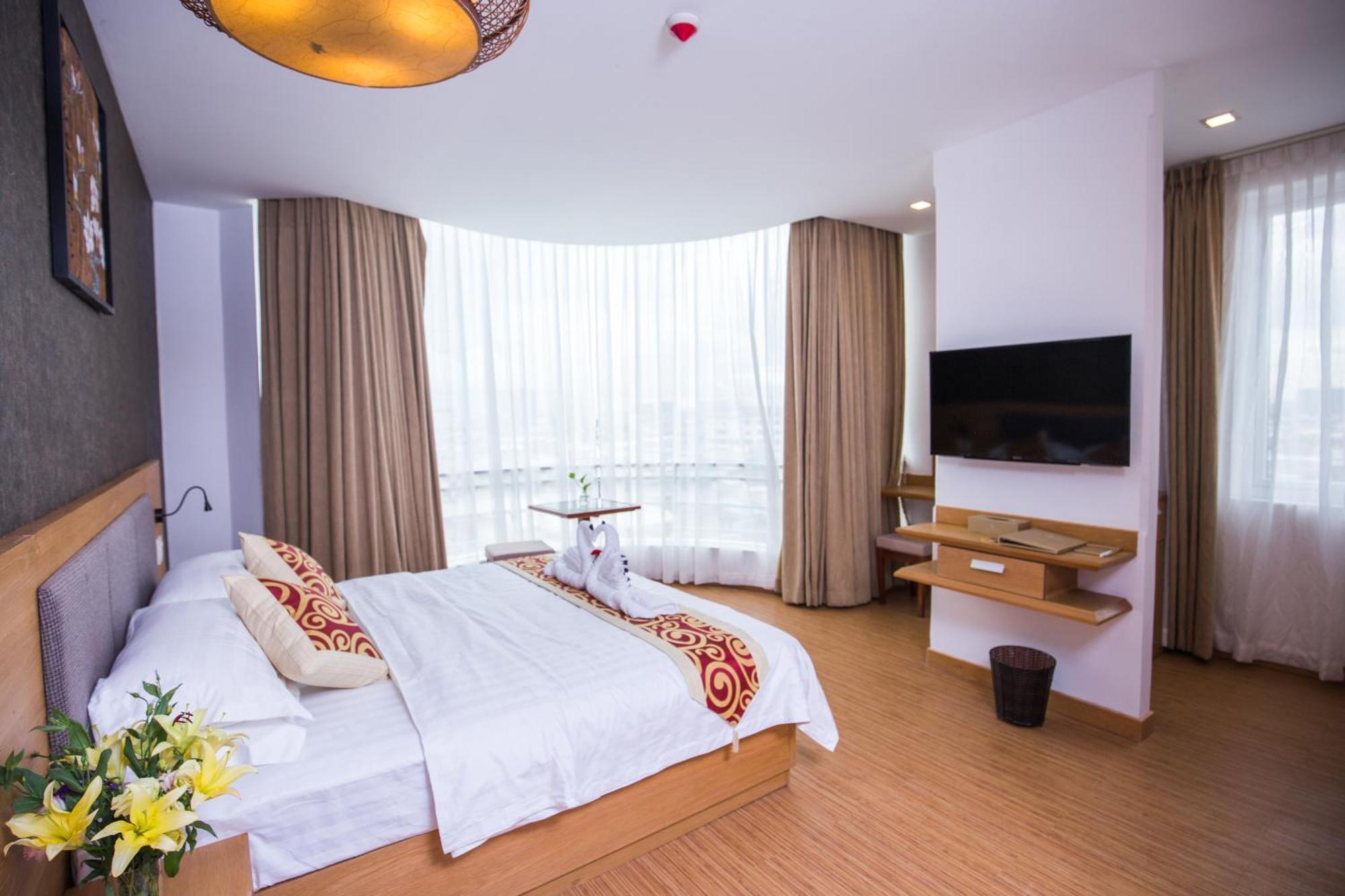 Hotel Orussey One Hotel & Apartment 4*