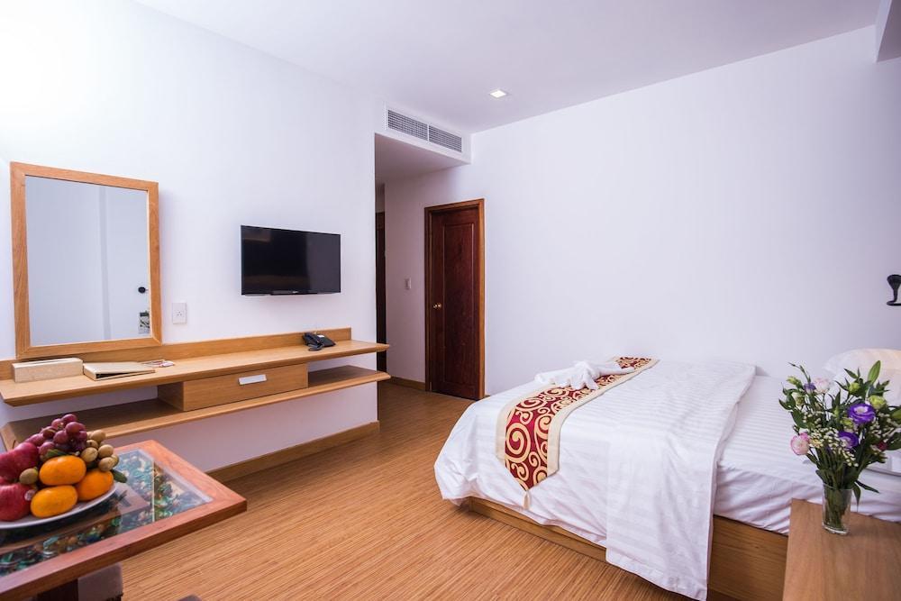 Orussey One & Hotel Phnom Penh